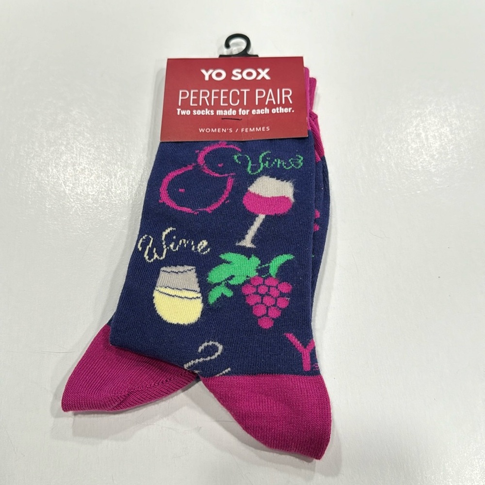 New Yo Sox Perfect Pair wine grapes HG5